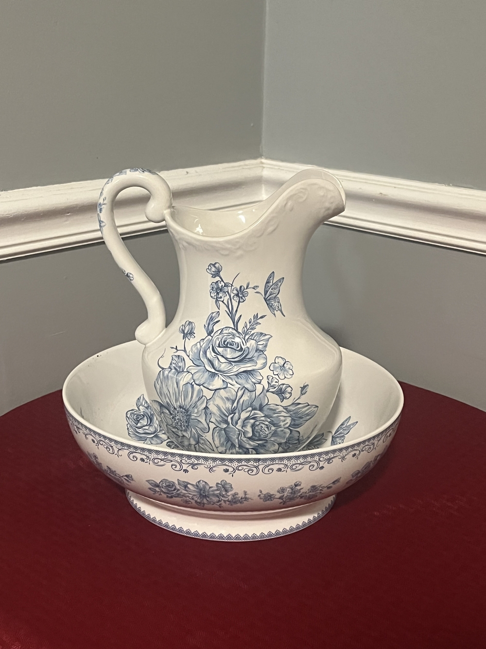 🌸 New The Pioneer Woman Agatha Blue Floral Pitcher and Bowl -Basin Set